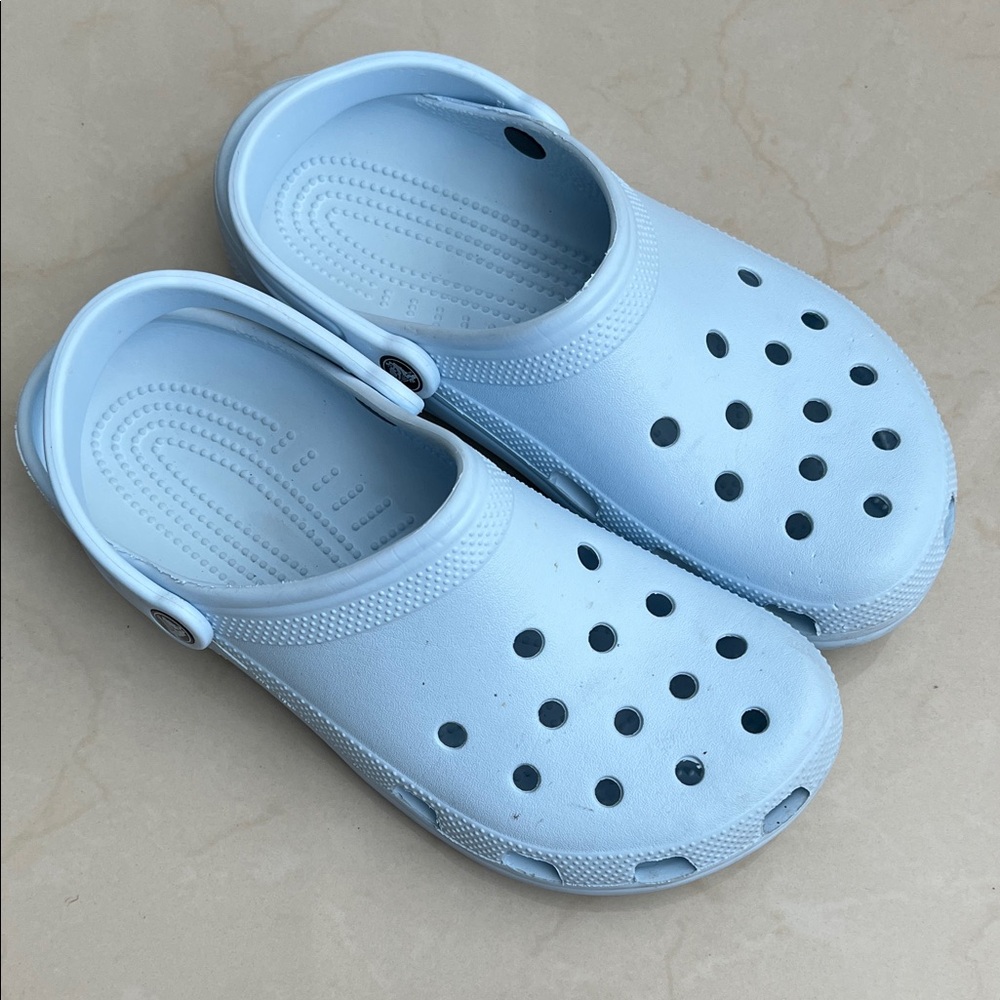 Crocs Clogs Light Blue Men’s 9 Women 11